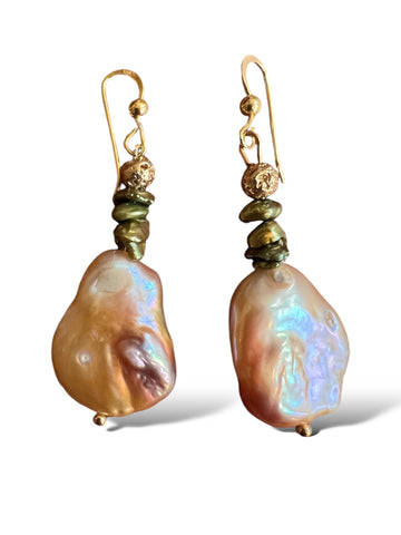 Keshi Natural Peach Pearl Gold Hook Earrings